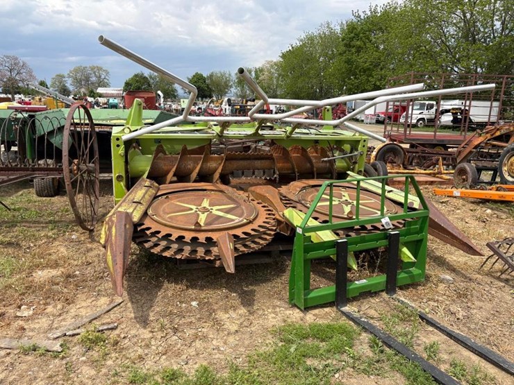 claas-4-row-rotary-corn-head-image-1