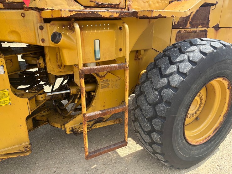 caterpillar-924f-image-12
