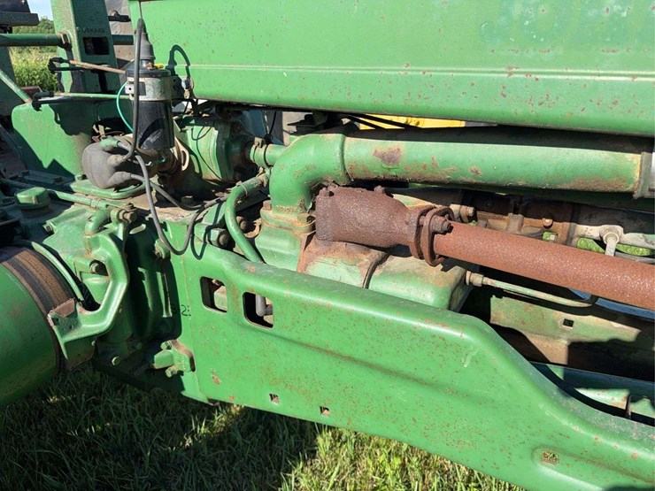 john-deere-model-b-image-29