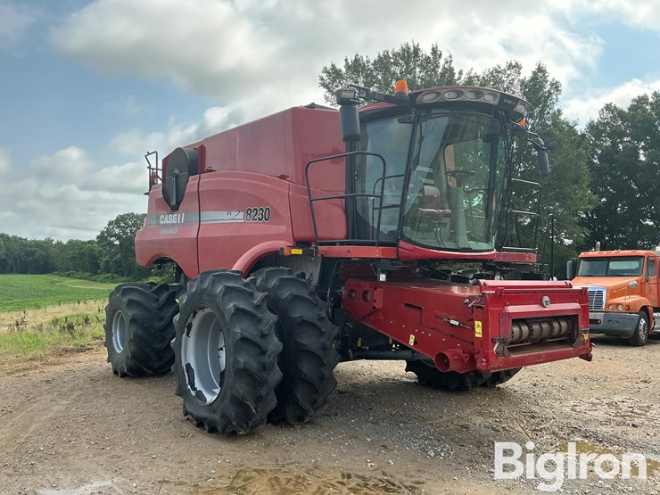 2014-case-ih-8230-image-3