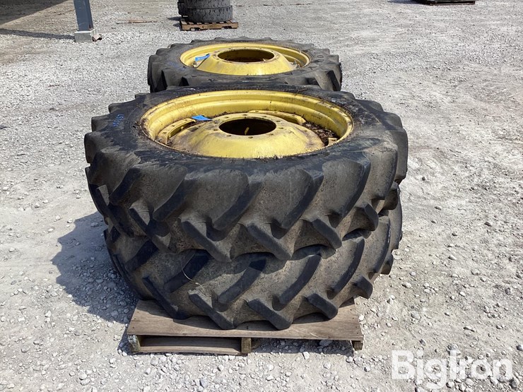 john-deere-8370r-image-2