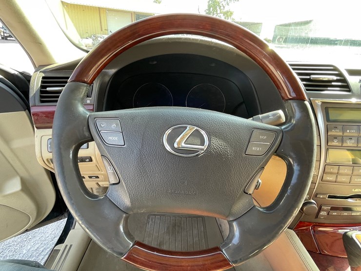 #163-•-2007-lexus-ls-460-(clean-nm-title)-image-128