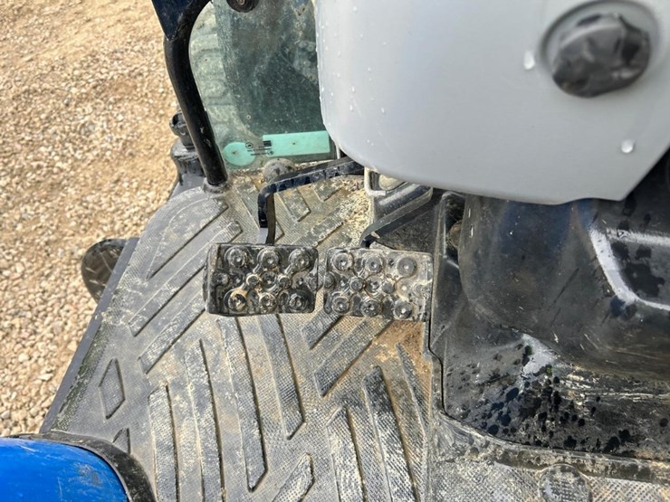2015-new-holland-boomer-37-image-31