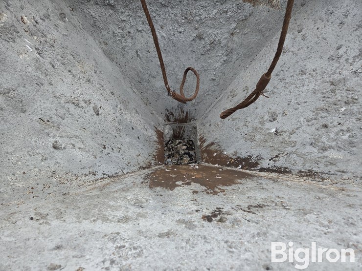 gar-bro-cement-hopper-image-15