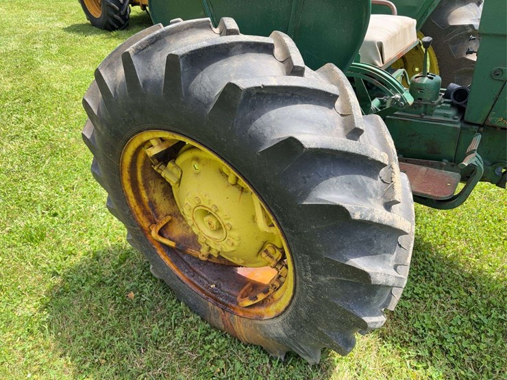 john-deere-430w-image-12