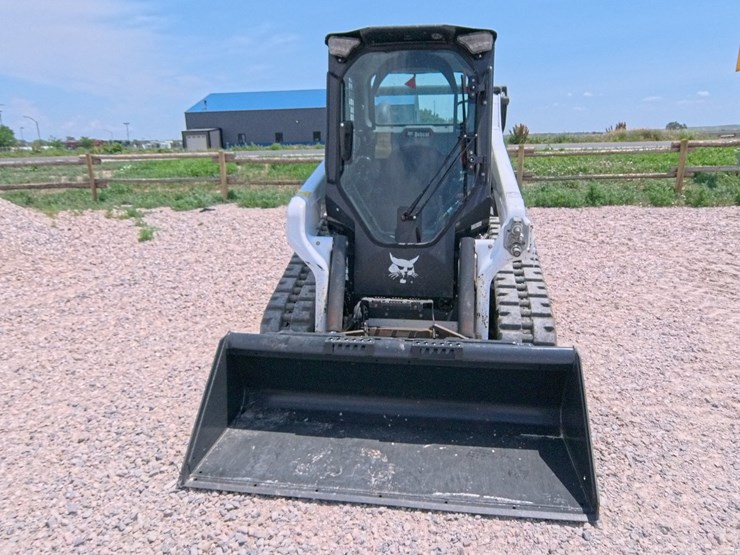 2021-bobcat-t64-image-7