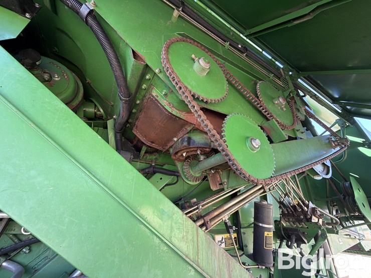 1990-john-deere-9500-image-16