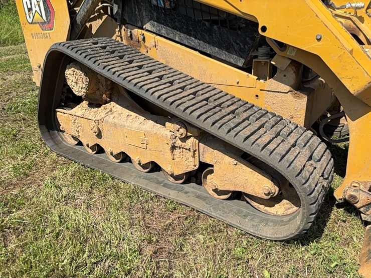 2021-caterpillar-299d3-image-9