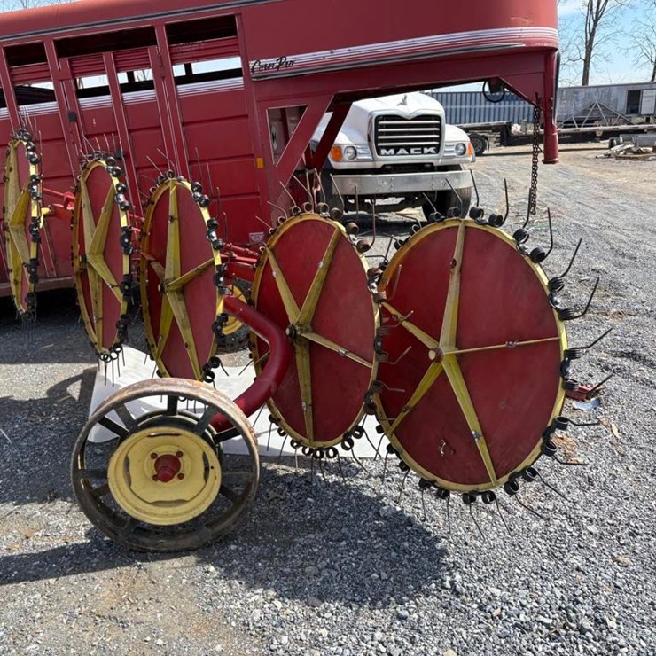 Circular Hay Rake