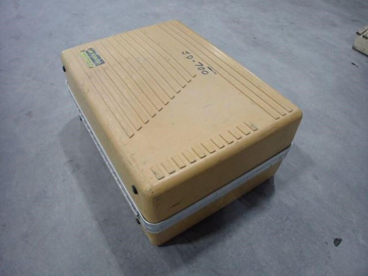 john-deere-700-image-4