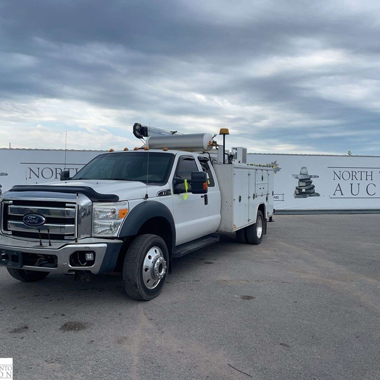 2014 FORD F550