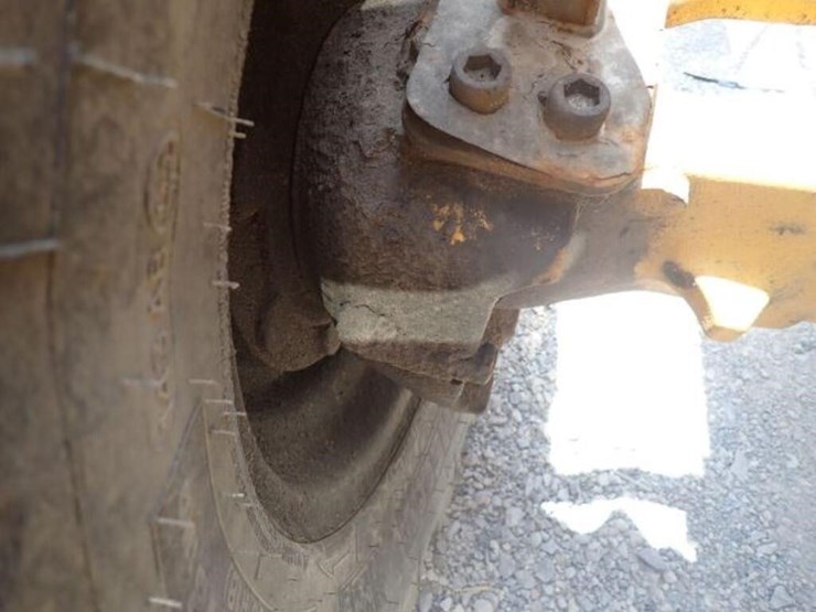 2009-deere-310sj-image-88