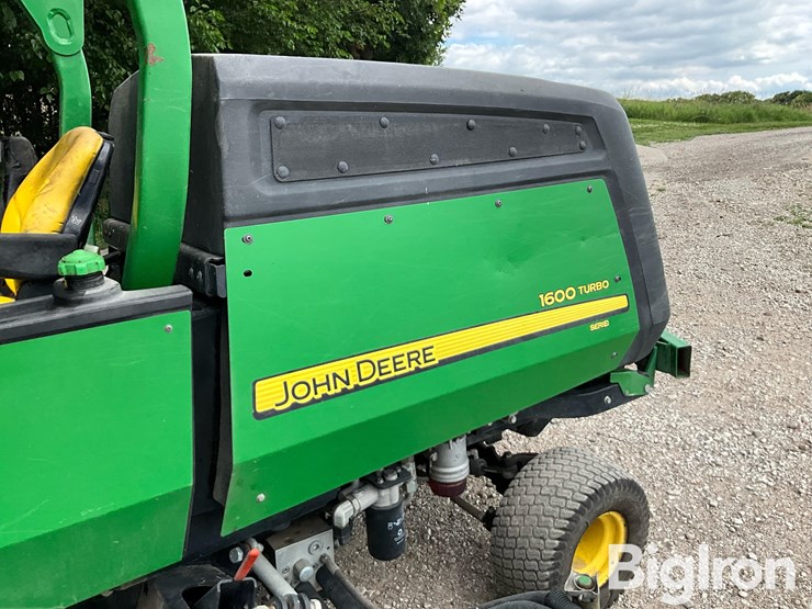 2018-john-deere-1600-turbo-image-9