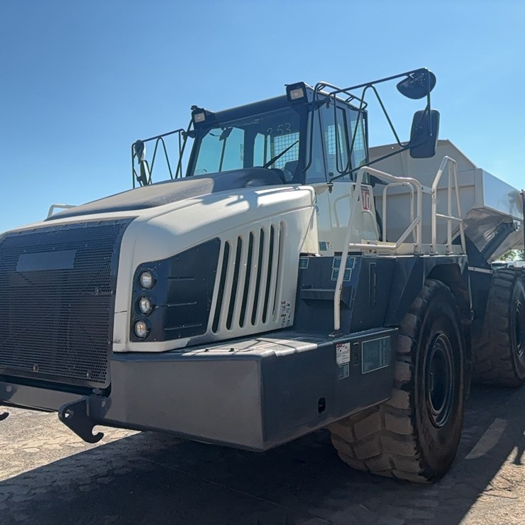 2019 TEREX TA400