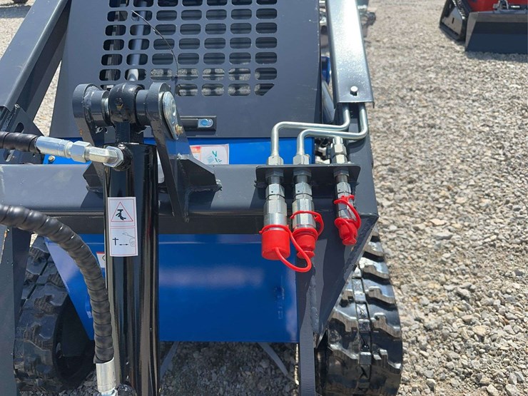 2026-zjg-zj-380-tracked-mini-skid-steer-loader-image-14