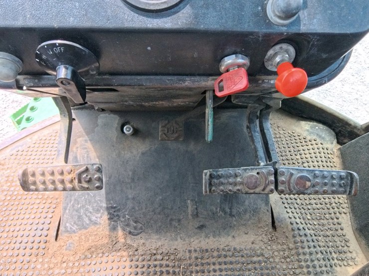 john-deere-4430-image-37