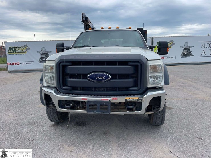 2015-ford-f550-image-2