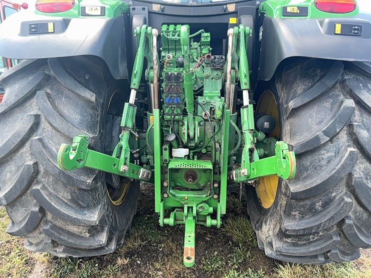 2022-john-deere-6155r-image-6