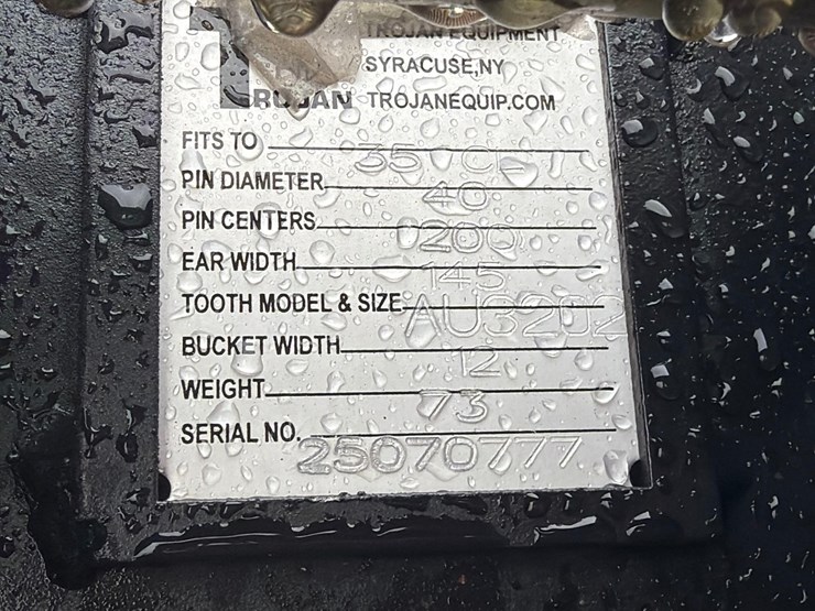 caterpillar-303-image-3
