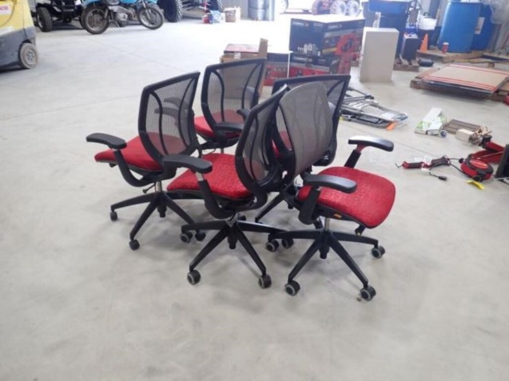 qty-of-(5)-desk-chairs-image-5