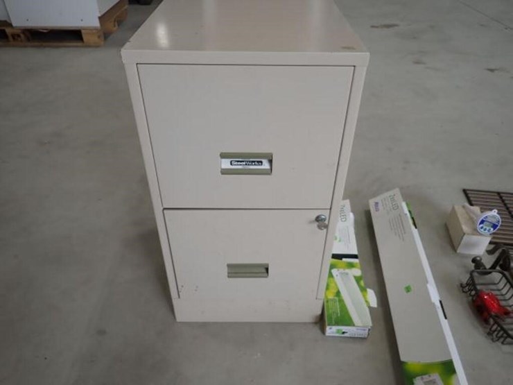 2-drawer-filing-cabinet(s)-image-16