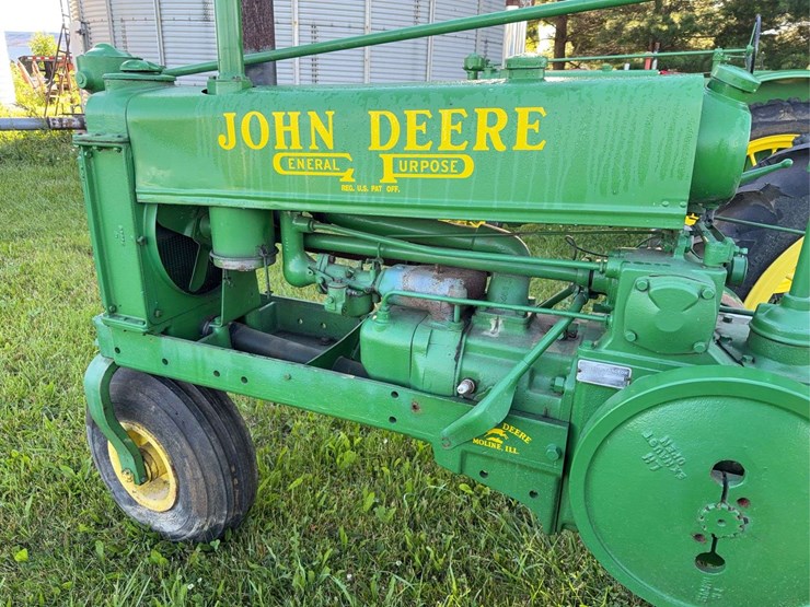 john-deere-bn-image-9