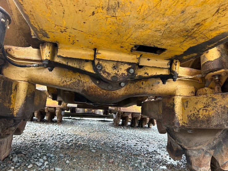 caterpillar-815a-image-40
