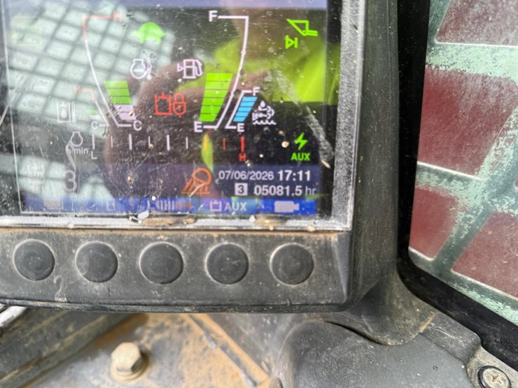 2020-takeuchi-tl12r2-image-23