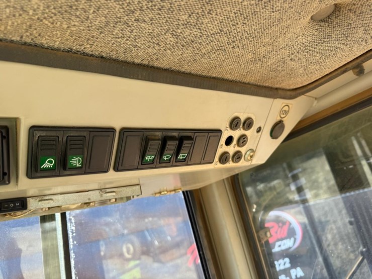 deere-655c-image-27