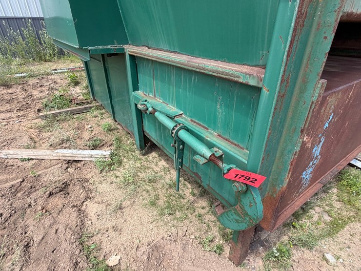 #1792-•-galbreath-gp275-carboard-compactor-image-10