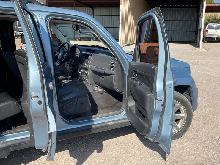 2012-jeep-liberty-image-89