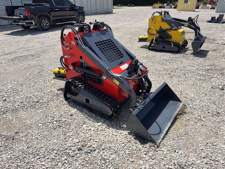 2026-zjg-zj-380-tracked-mini-skid-steer-loader-image-8
