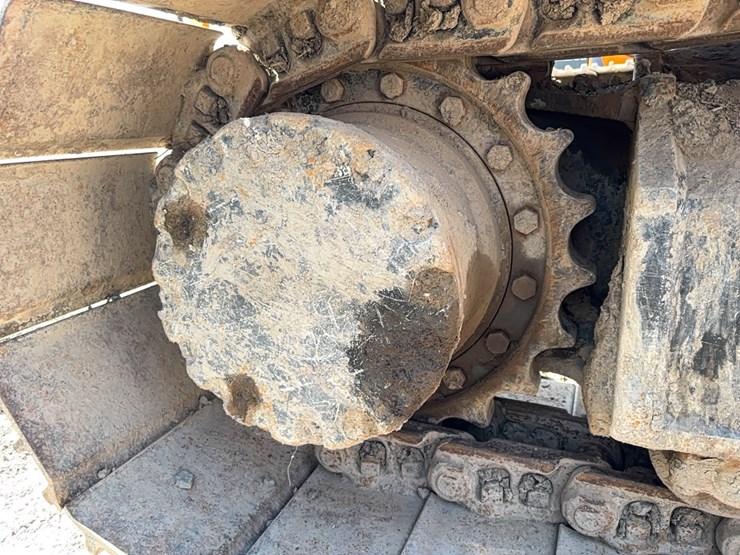 deere-230-lc-image-26