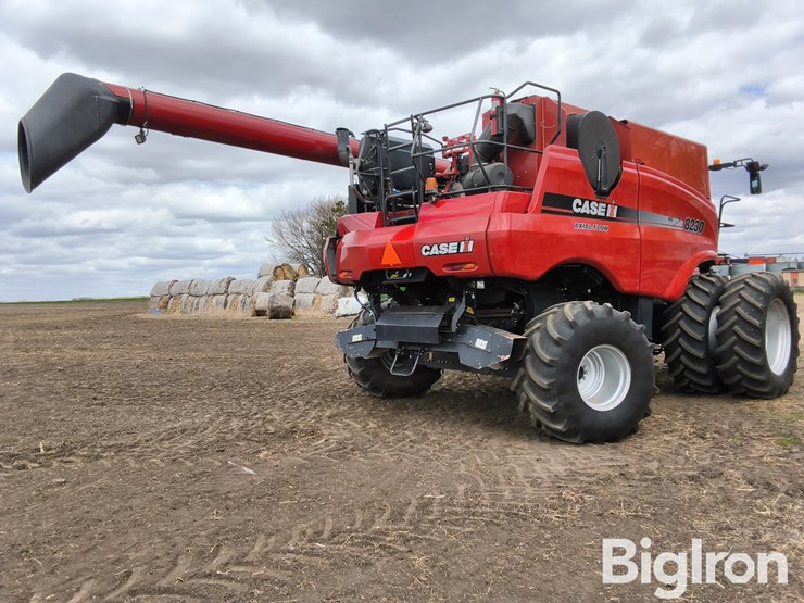 2013-case-ih-8230-image-6