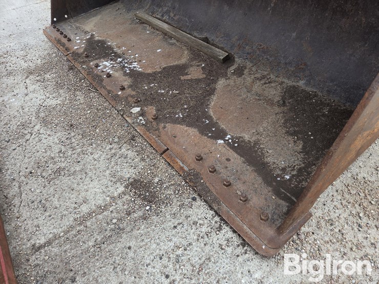 wheel-loader-bucket-image-12