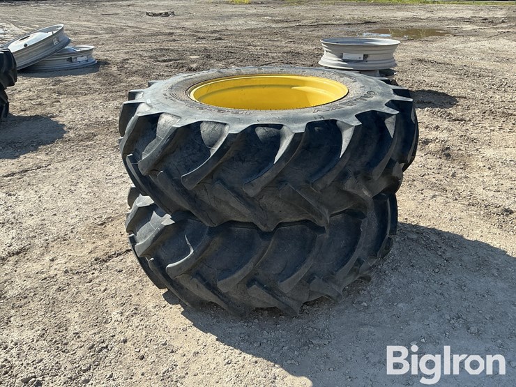 john-deere-28-image-3