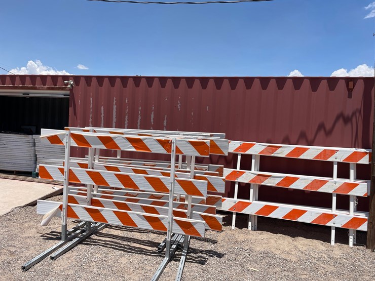 #215-•-construction-barricades-image-1