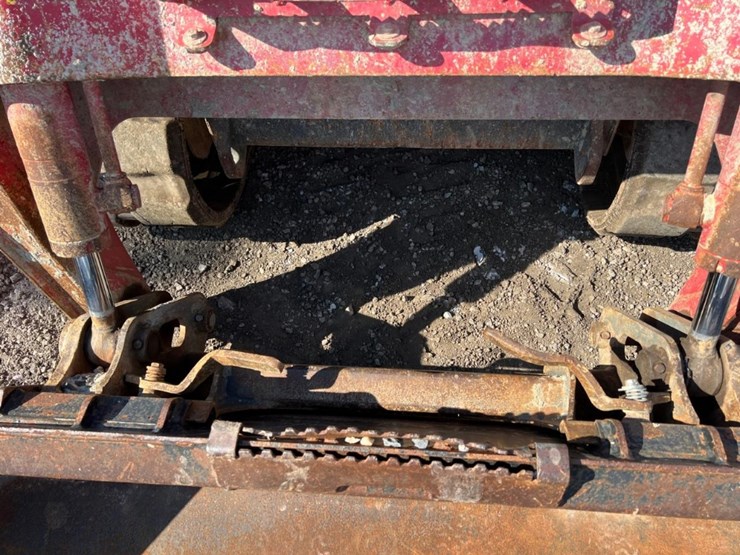 2016-takeuchi-tl10v2-image-13