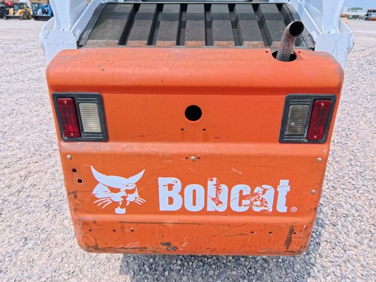 2008-bobcat-s175-image-25