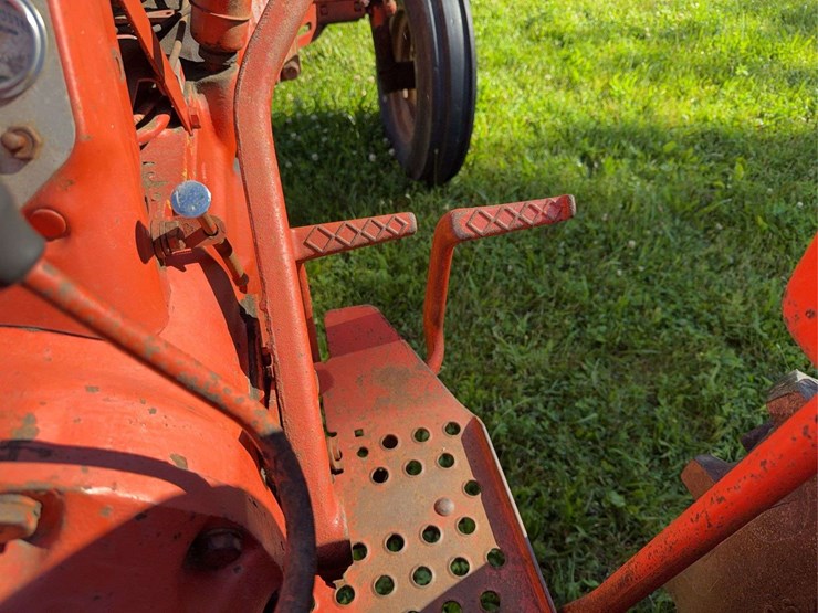 allis-chalmers-d15-series-ii-image-13
