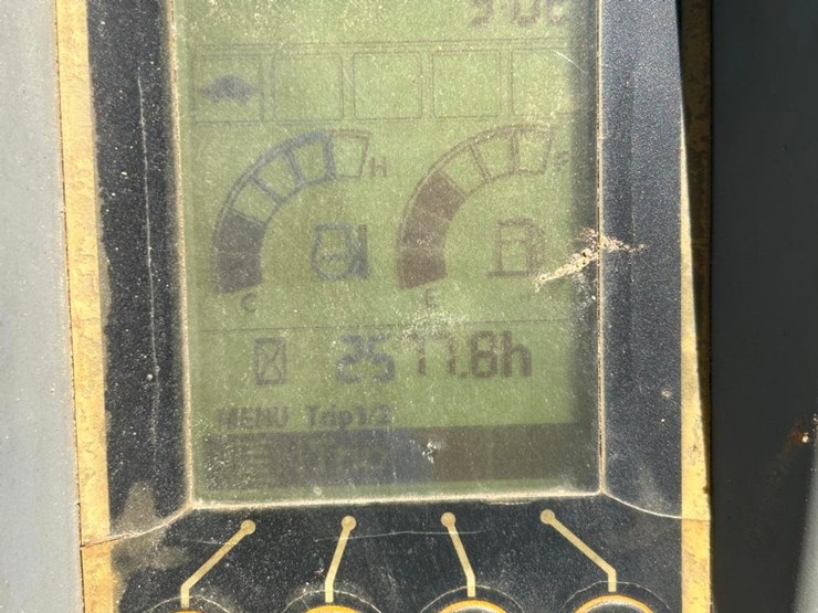 2016-deere-35g-image-20