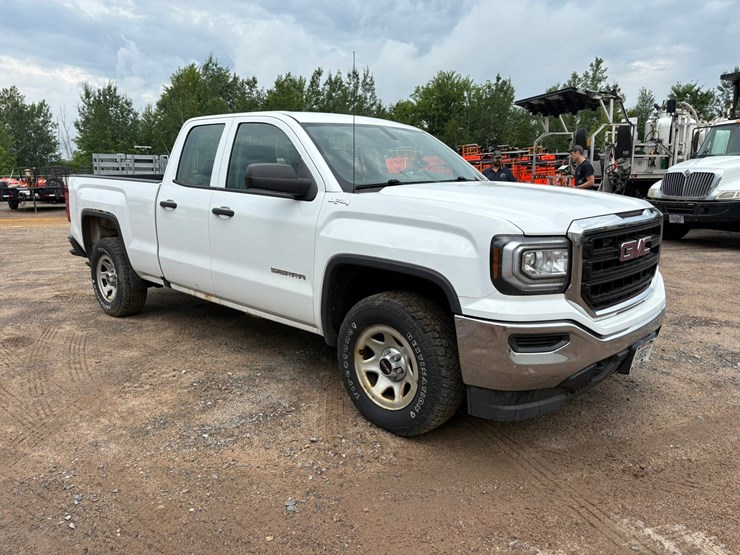 2016-gmc-1500-image-7