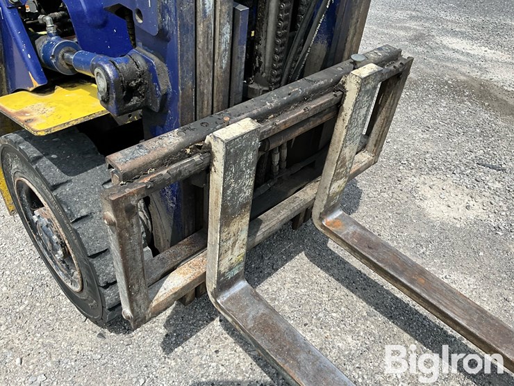 komatsu-fg25t-12-image-16