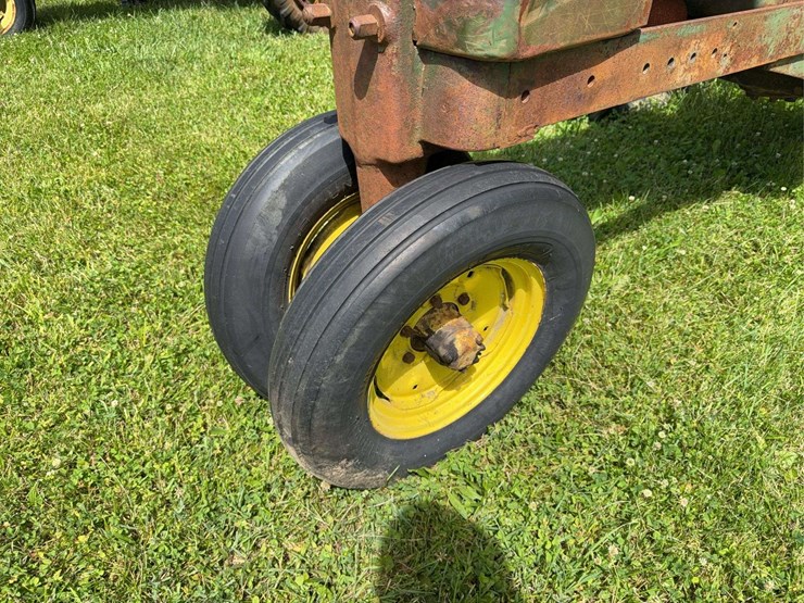 john-deere-model-b-image-6
