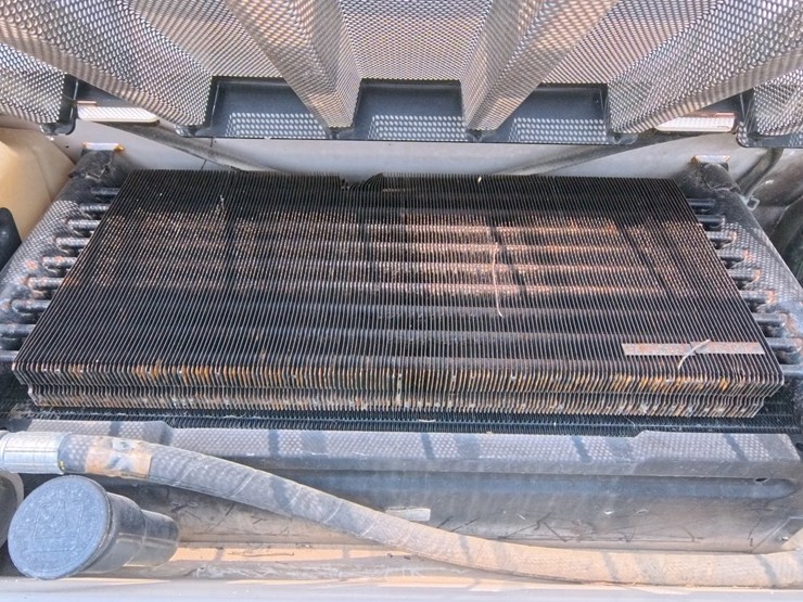 2008-bobcat-s175-image-31