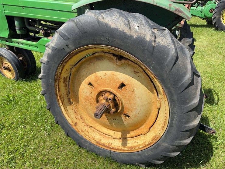 john-deere-model-b-image-7