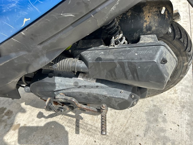 #5103-•-2021-50cc-moped-image-15