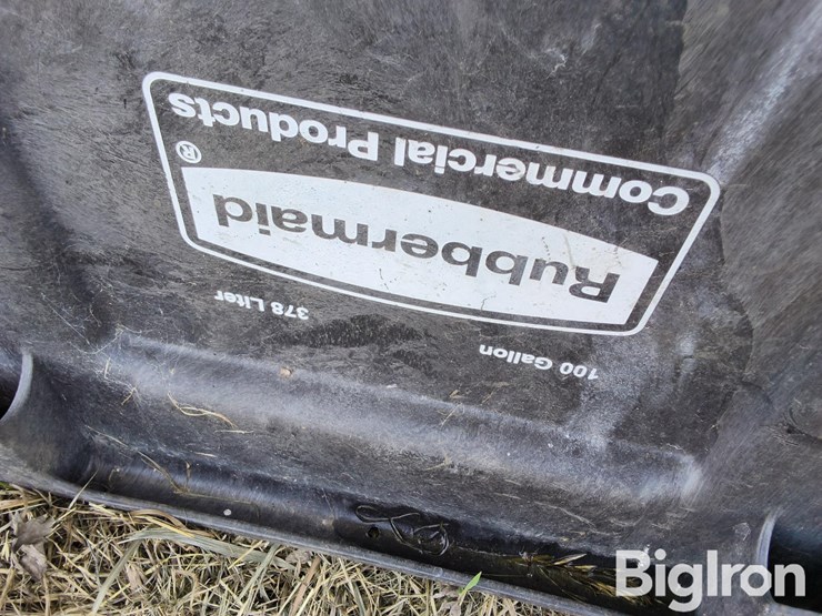 rubbermaid-100-gal-tubs-image-9
