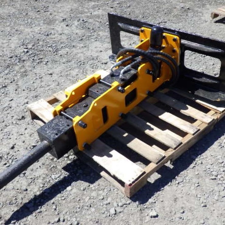 GIYI Skid Steer Breaker Attachment 67"