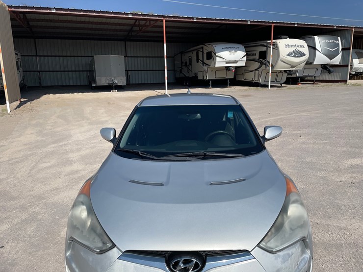 #154-•-2013-hyundai-veloster-(nm-title-in-delay)-image-14